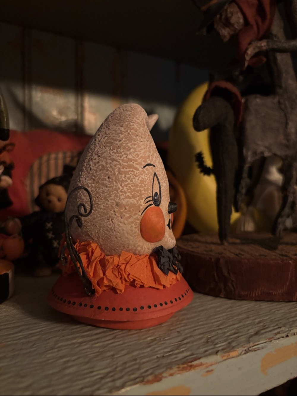 Johanna Parker Ghost Lid topper - Picture 2 of 6